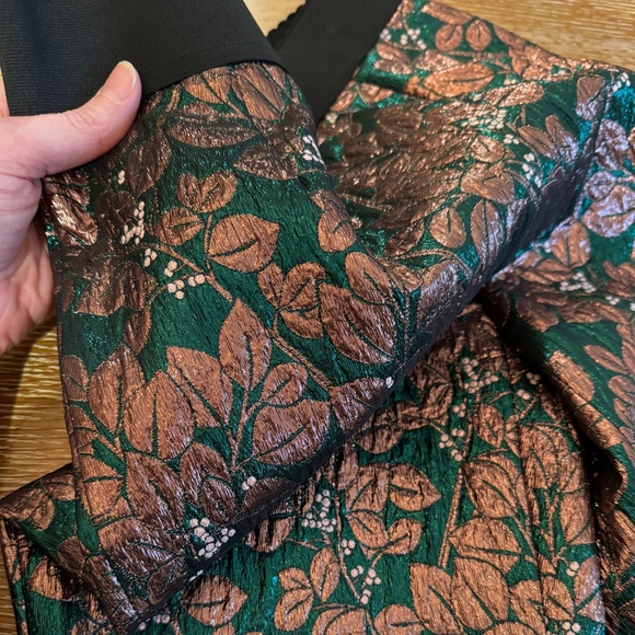 Dolce & Gabbana Metallic Floral Brocade Pink and Green Pants, Size 40 - Picture 3 of 3